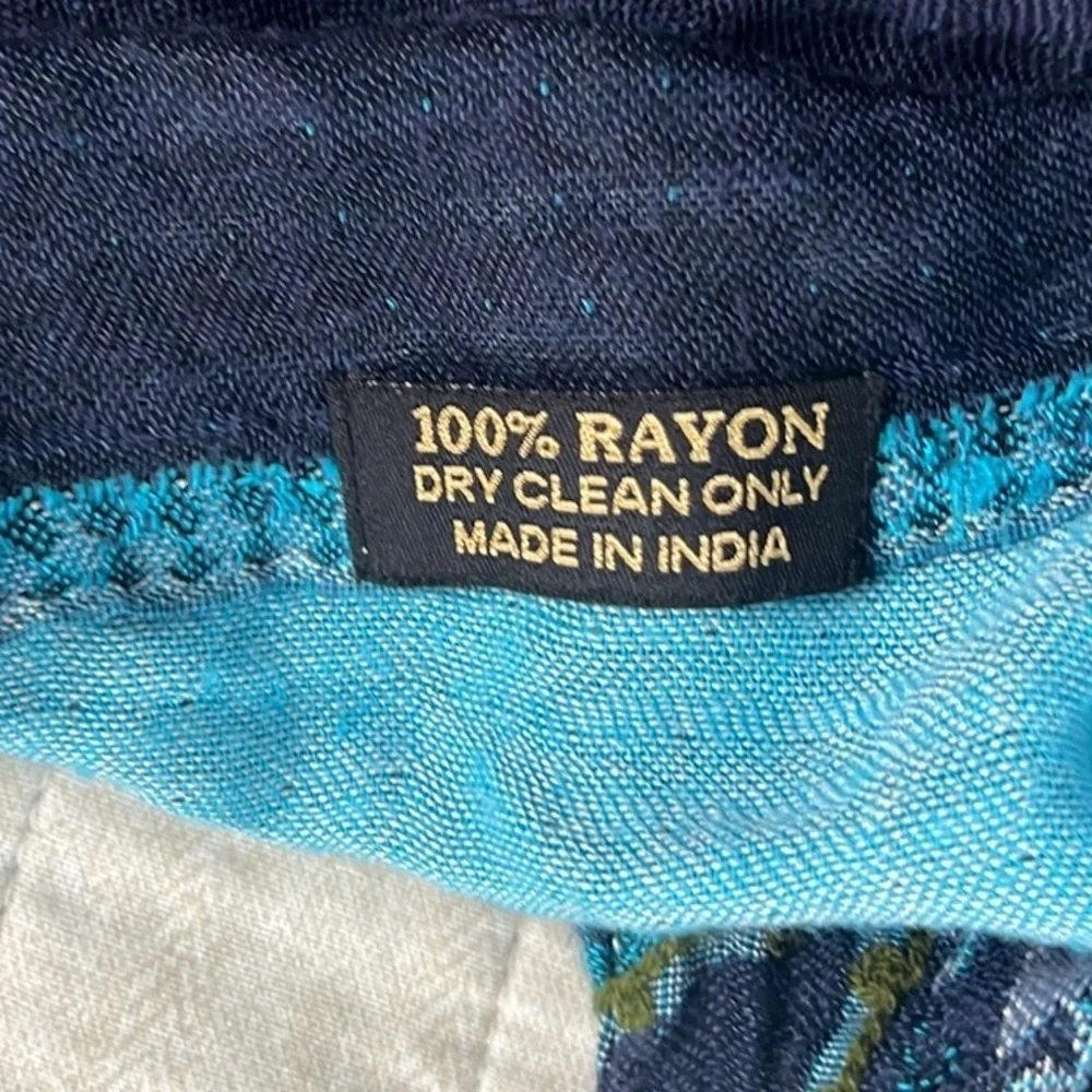 Gorgeous Embroidered Soft Rayon Scarf, Incredible Colors, Stretch, EUC, OS